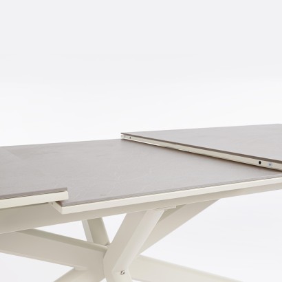 Table Pascal Pelican